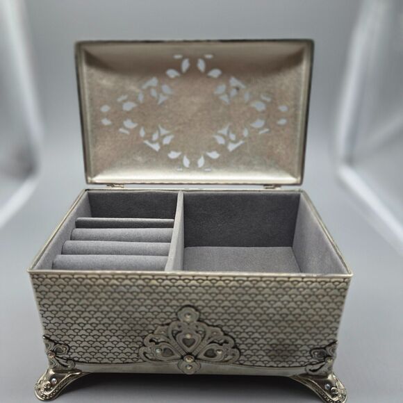 Things Remembered VTG Silver Plated Musical Jewelry Box Swarovski Crystals - Picture 9 of 11